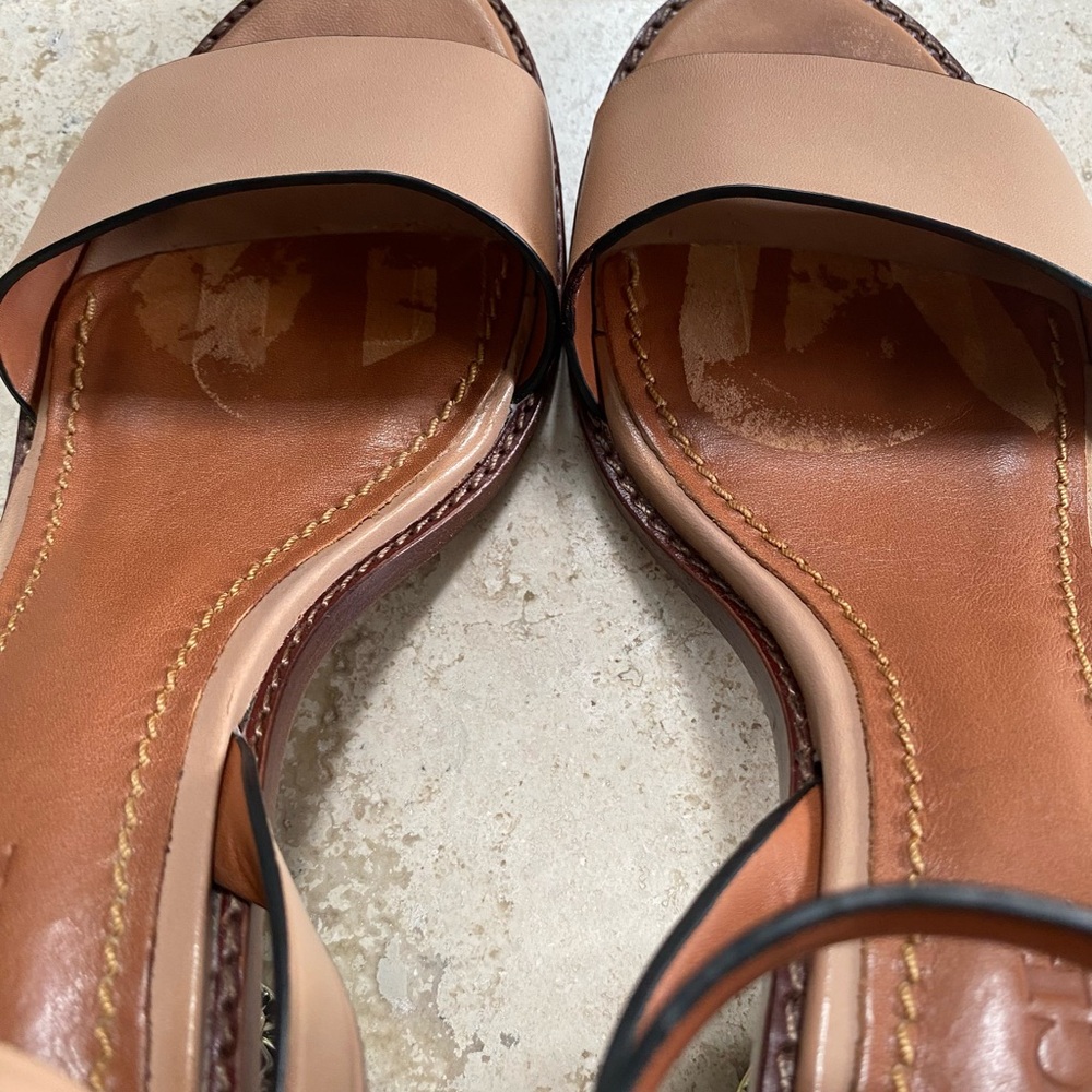 Coach Tan Heels, Tea rose size 8.5 - Picture 10 of 10